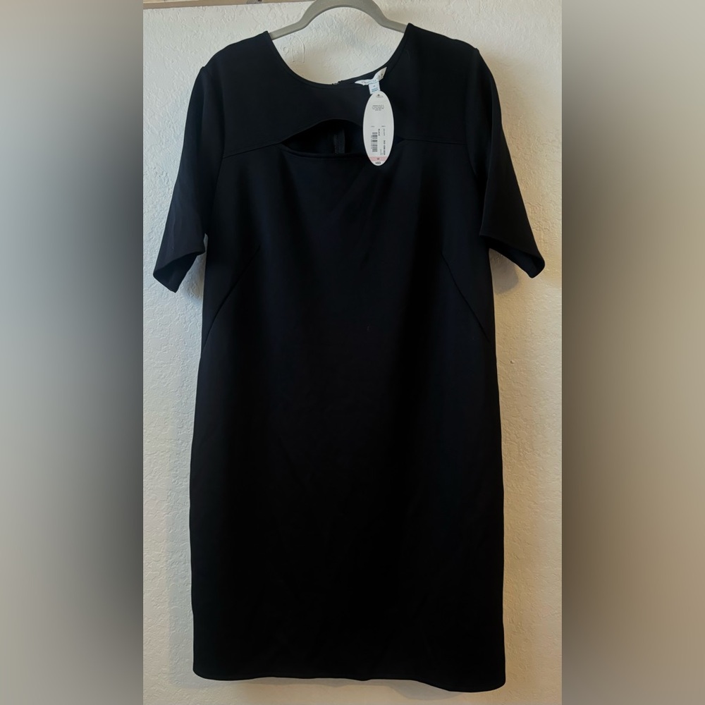 Black cut out dress in front